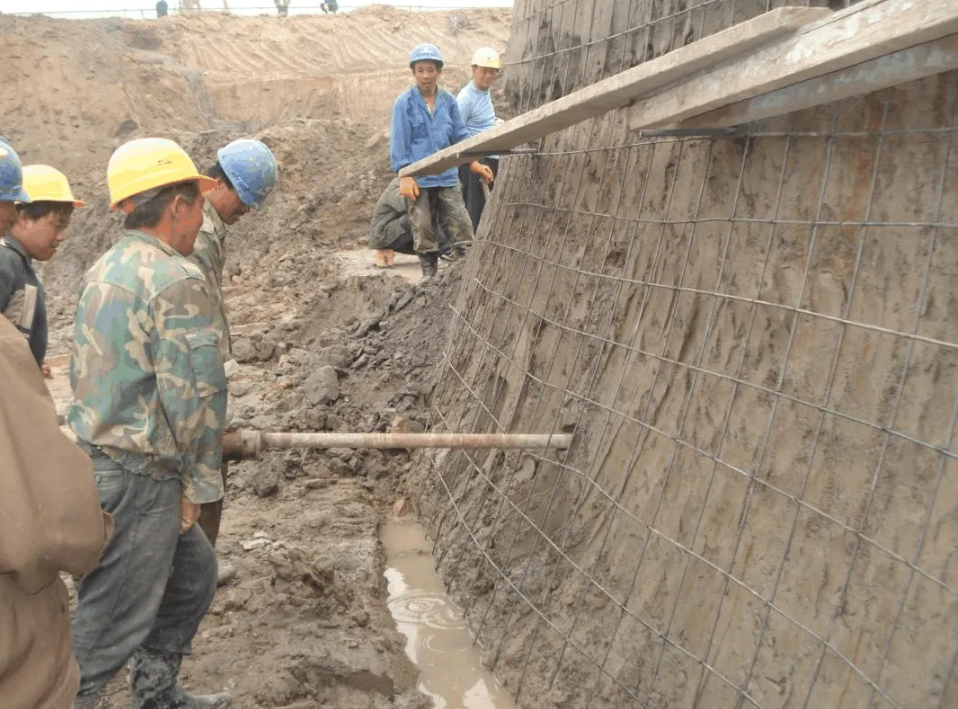 杭州常见基坑支护开挖事故的原因分析与处理方法